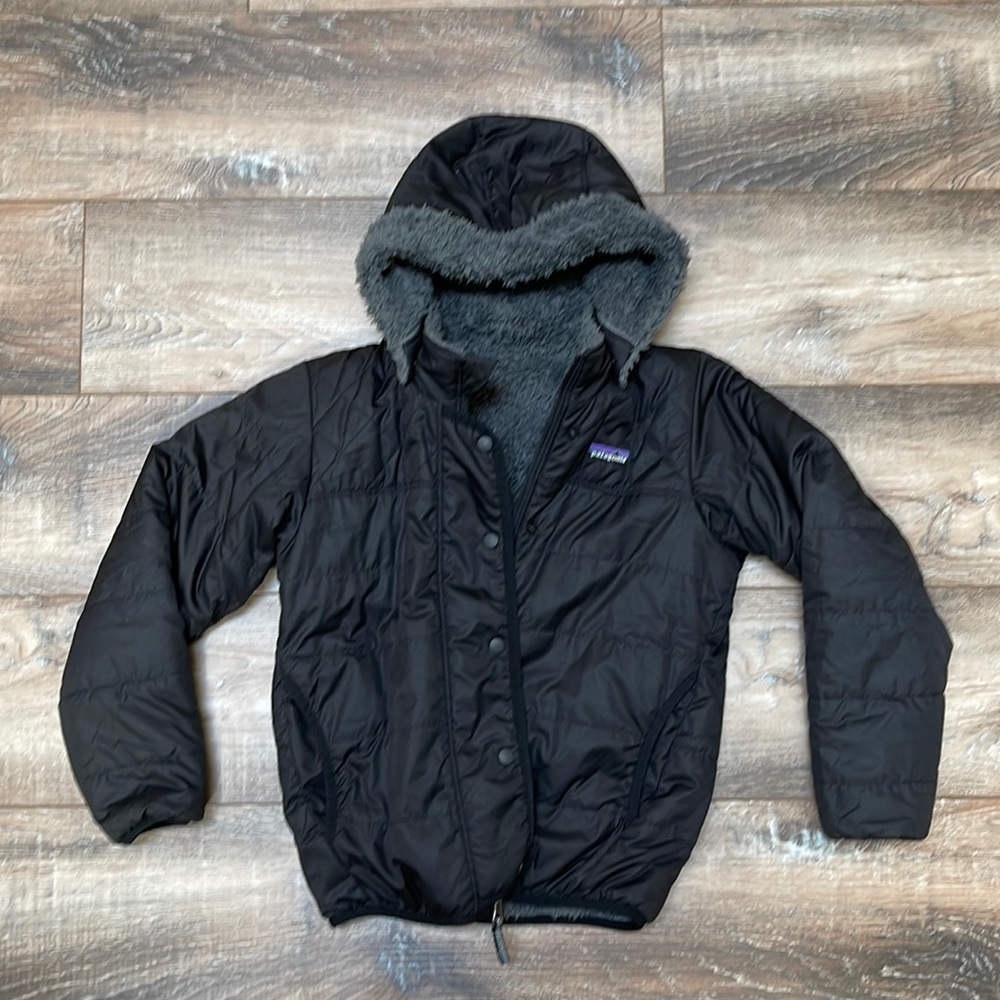 Girls Patagonia reversible jacket